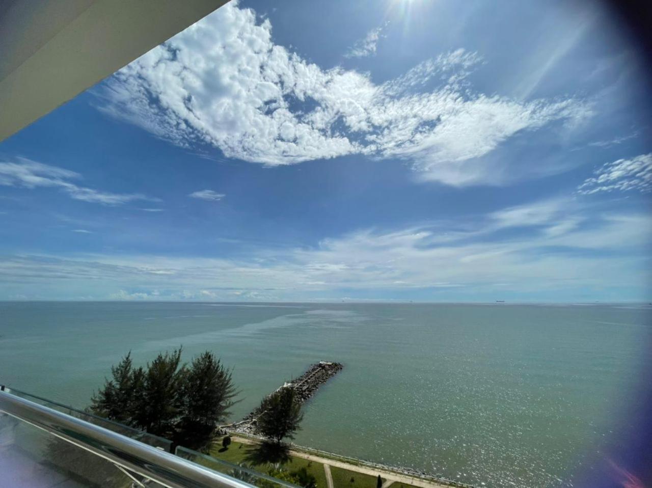 Imperial Suites Miri , Diamond Tower Exterior foto