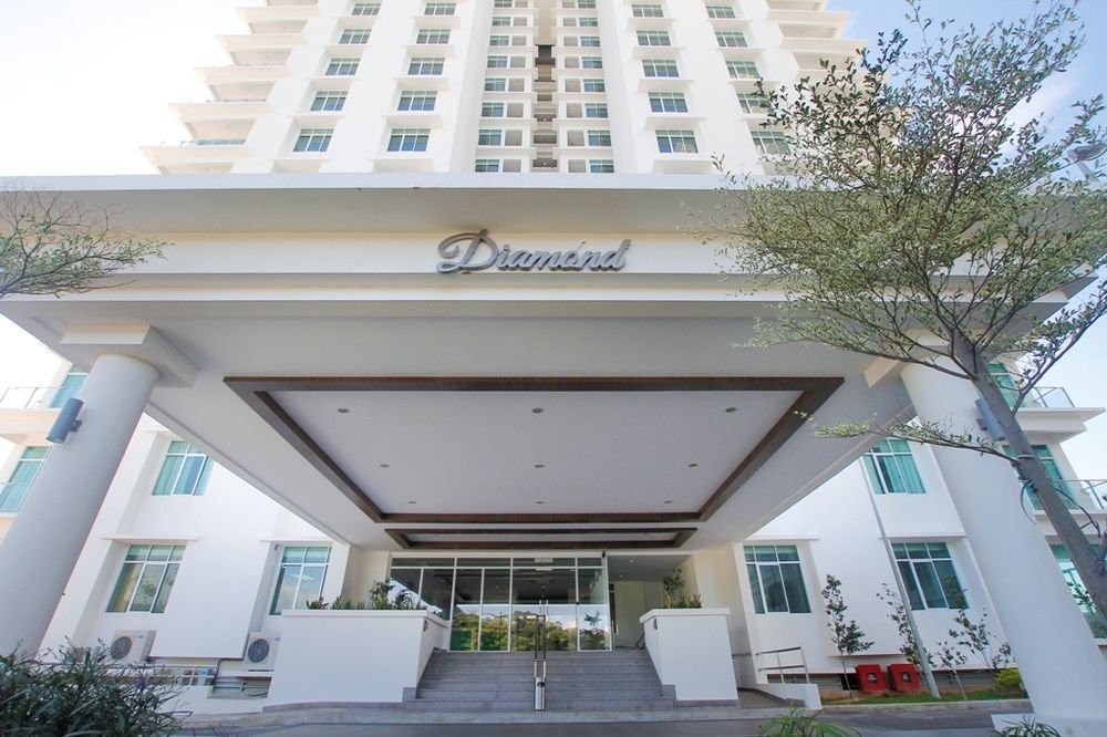 Imperial Suites Miri , Diamond Tower Exterior foto
